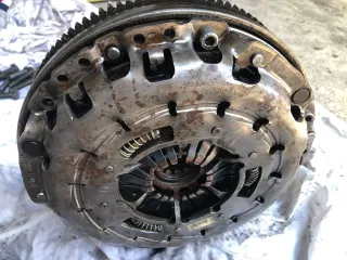 Kit embrague con bimasa BMW motor 2.0 diesel