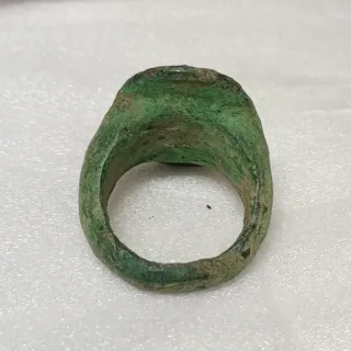Anillo de Bronce Estilo Romano