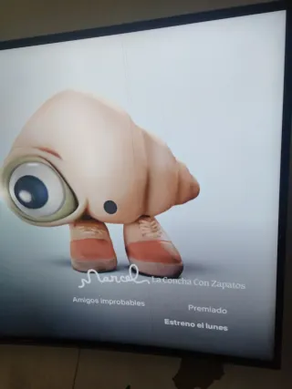 Televisor Smart TV Curvo Negro