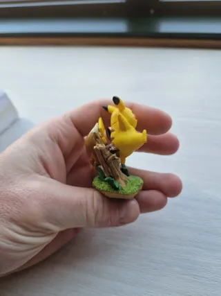 Figura pokemon kaiyodo pikachu y eevee lets go