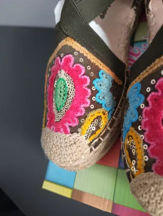 Espardeñas fallera bordadas