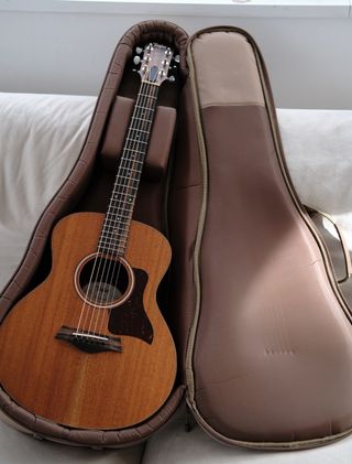 Taylor GS Mini Mahogany (Caoba)