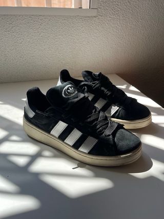 Adidas Campus Negras y Blancas Zapatillas