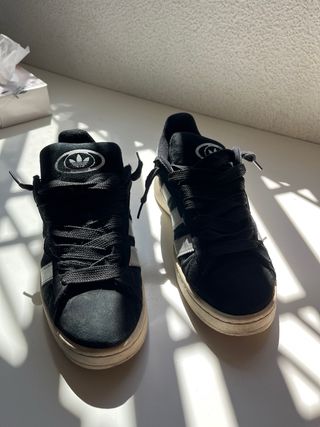 Adidas Campus Negras y Blancas Zapatillas