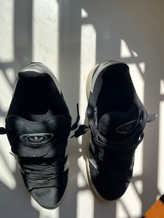 Adidas Campus Negras y Blancas Zapatillas