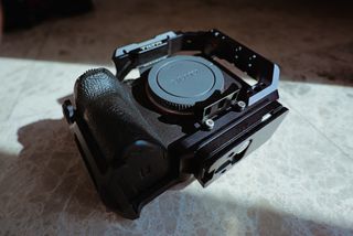 Cámara Sony Alpha 7 IV (A7 IV) + Accesorios