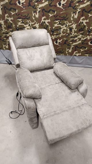 Sillón ergonómico de tela gris