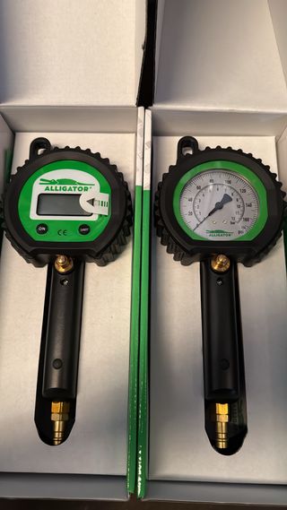 Manómetro Alligator Digital y Analógico