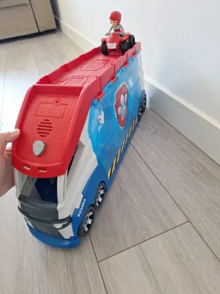 Autobús Patrulla Canina con figura y moto