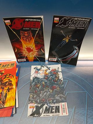 ASTONISHING X MEN VOL 1 completa (1 al 12) y VOL 2  1 al 9, faltan 4 números