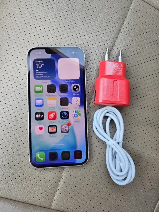 iPhone 13 256GB 100% + Cargador