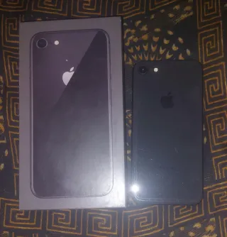 iPhone 8 64GB Nero