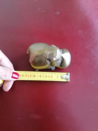 Hipopótamo de bronce