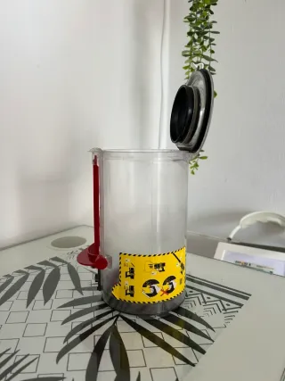 Aspiradora Dyson V10 contenedor grande