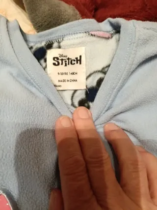 Conjunto de batas y pijamas infantiles