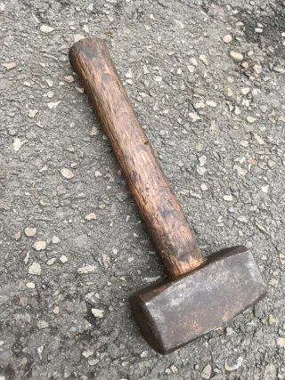 Maceta albañil 1kg