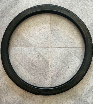 Cubierta Rueda Bicicleta 24” x 1.75 - SIN USAR!