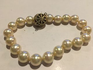 Pulsera Perlas Antiguo Broche en Oro
