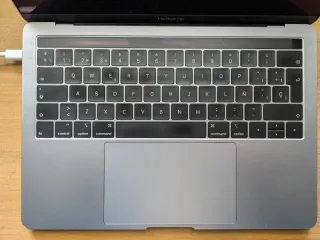 MacBook Pro 13 2019