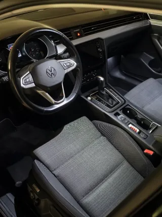 Volkswagen Passat 2022