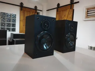 Altavoces Infinity POLYCELL Vintage Estantería