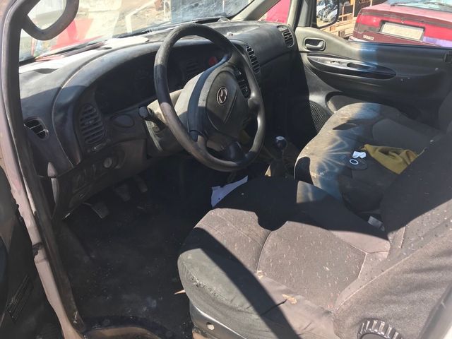 Vendo despiece hyundai h1 2.5td