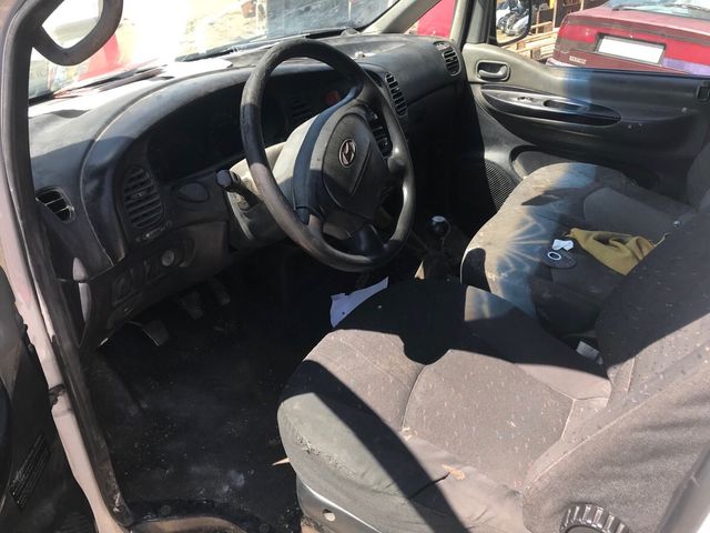 Vendo despiece hyundai h1 2.5td