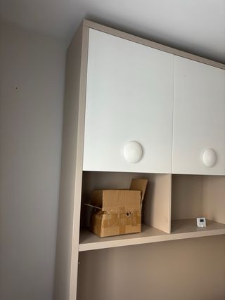 Mueble con cama abatible (puedes verlo)