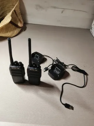 Pareja Walkie Talkie Retevis con Accesorios
