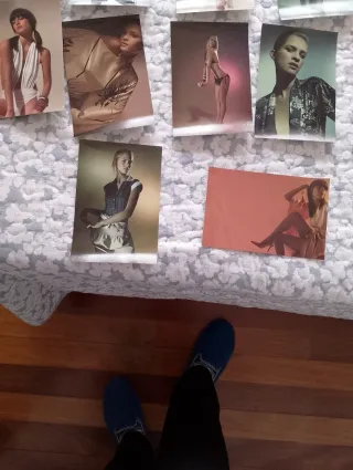 18 Postales Modelos Tienda Blanco