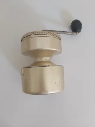 Molinillo café mecánico años 60