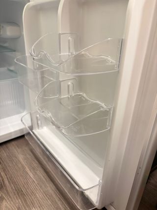 Frigorífico pequeño Nevir - como nuevo