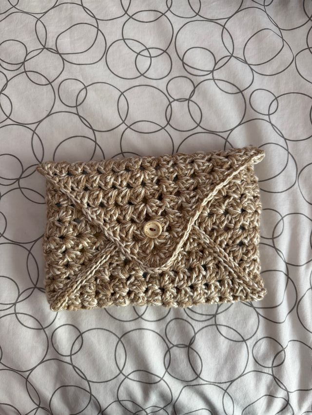 Funda tejida para Kindle o libro