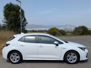 Toyota Corolla 1.8 125H ACTIVE TECH E-CVT