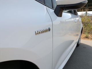 Toyota Corolla 1.8 125H ACTIVE TECH E-CVT