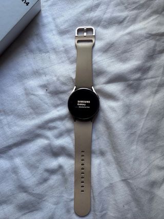 Samsung Galaxy Watch 4 Oro Rosa