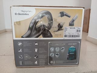 Aspiradora Trineo Electrolux UltraActive. ZUA3810P