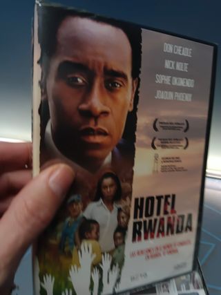 5 películas DVD, drama El perdón, El clan, Atando cabos, The reader, Hotel Rwanda