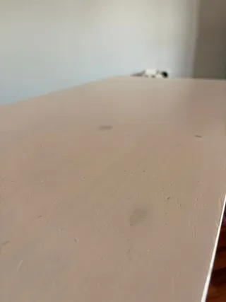 Aparador de madera blanco