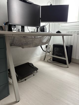 Mesa Oficina/Gaming Ikea Gris/Blanca