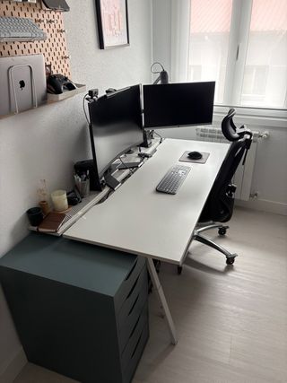 Mesa Oficina/Gaming Ikea Gris/Blanca