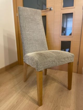 Lote 4 sillas madera maciza. Desenfundables.