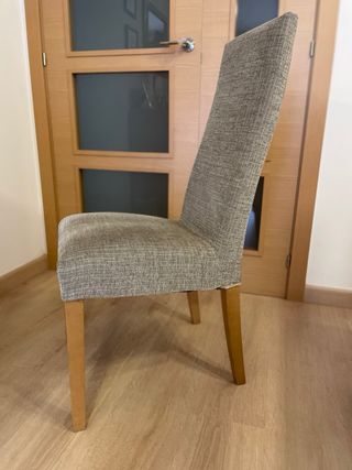 Lote 4 sillas madera maciza. Desenfundables.