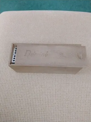 DOMINÓ (JUEGO DE MESA)