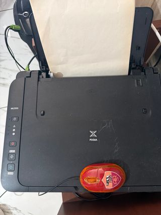 PC fisso Compaq, monitor, tastiera, mouse