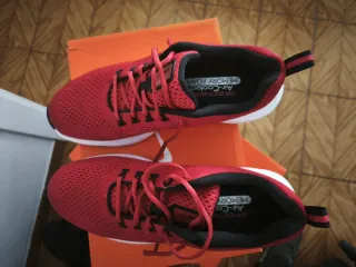 Zapatillas Skechers VAPOR FOAM Rojas TALLA 43