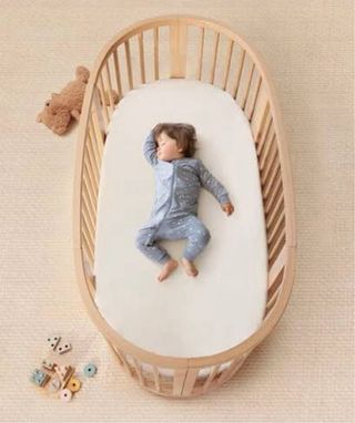 Cuna Stokke madera clara URGE VENDER. NEGOCIABLE