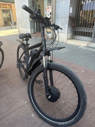 Bicicleta Eléctrica Negra