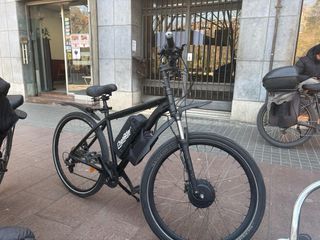 Bicicleta Eléctrica Negra