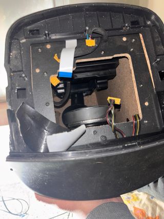 silla de ruedas 50€ 2 pantalla de PC 25€